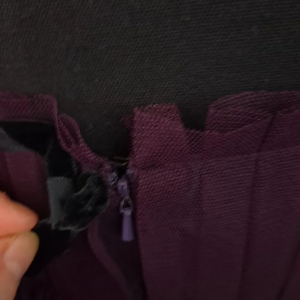 Vera Wang Maids Tulle Bubble Hem Strapless Back Zip Plum Color Dress - Picture 6 of 10